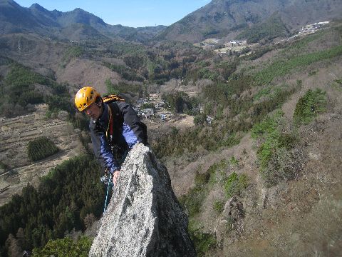 太刀岡山　左岩稜　マルチピッチクライミング