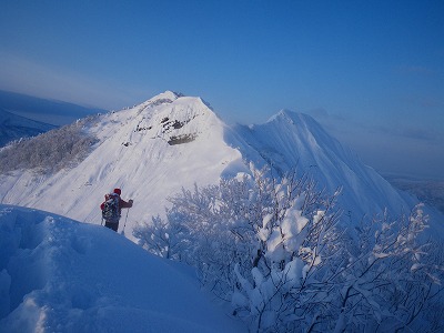 下田・白根山〜烏帽子岳