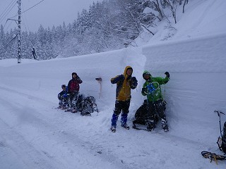 黒岩峰のラッセル山行