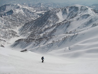 守門・破間川源流　山スキー