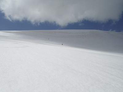 月山～肘折温泉・山スキー